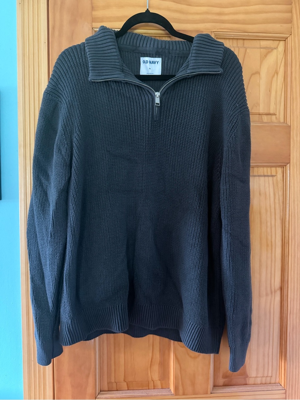 Old Navy Men's Navy Zip-Neck Sweater